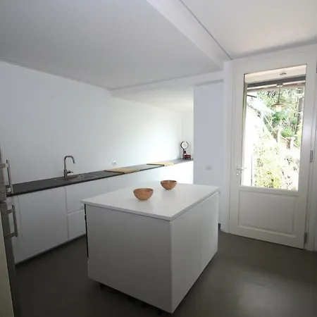 Elegant In Lina Near Como - Mq 150 * Brunate